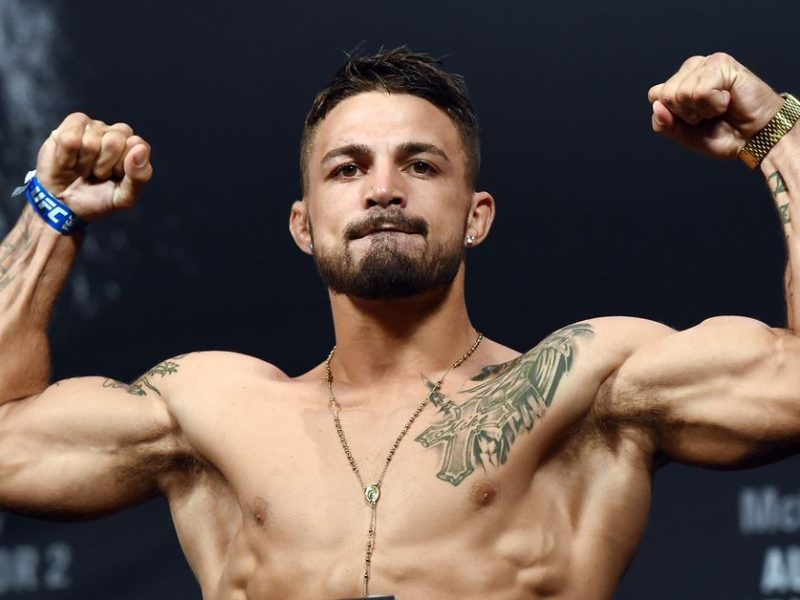 Mike Perry to face a former champion at UFC  255